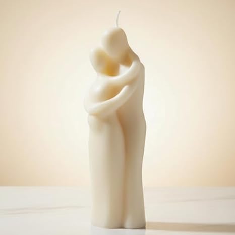 Romantic Couple Hug Scented Candle