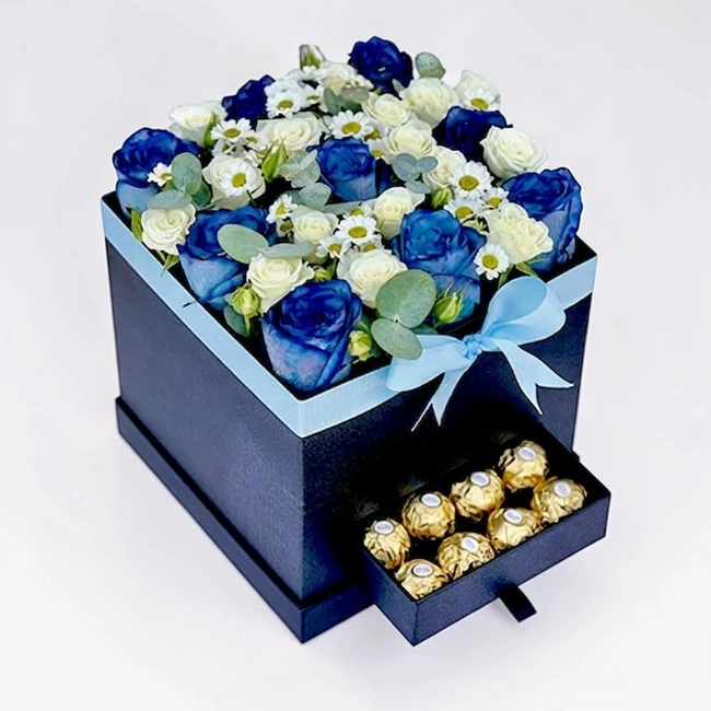 Roses & Chocolates Elegance